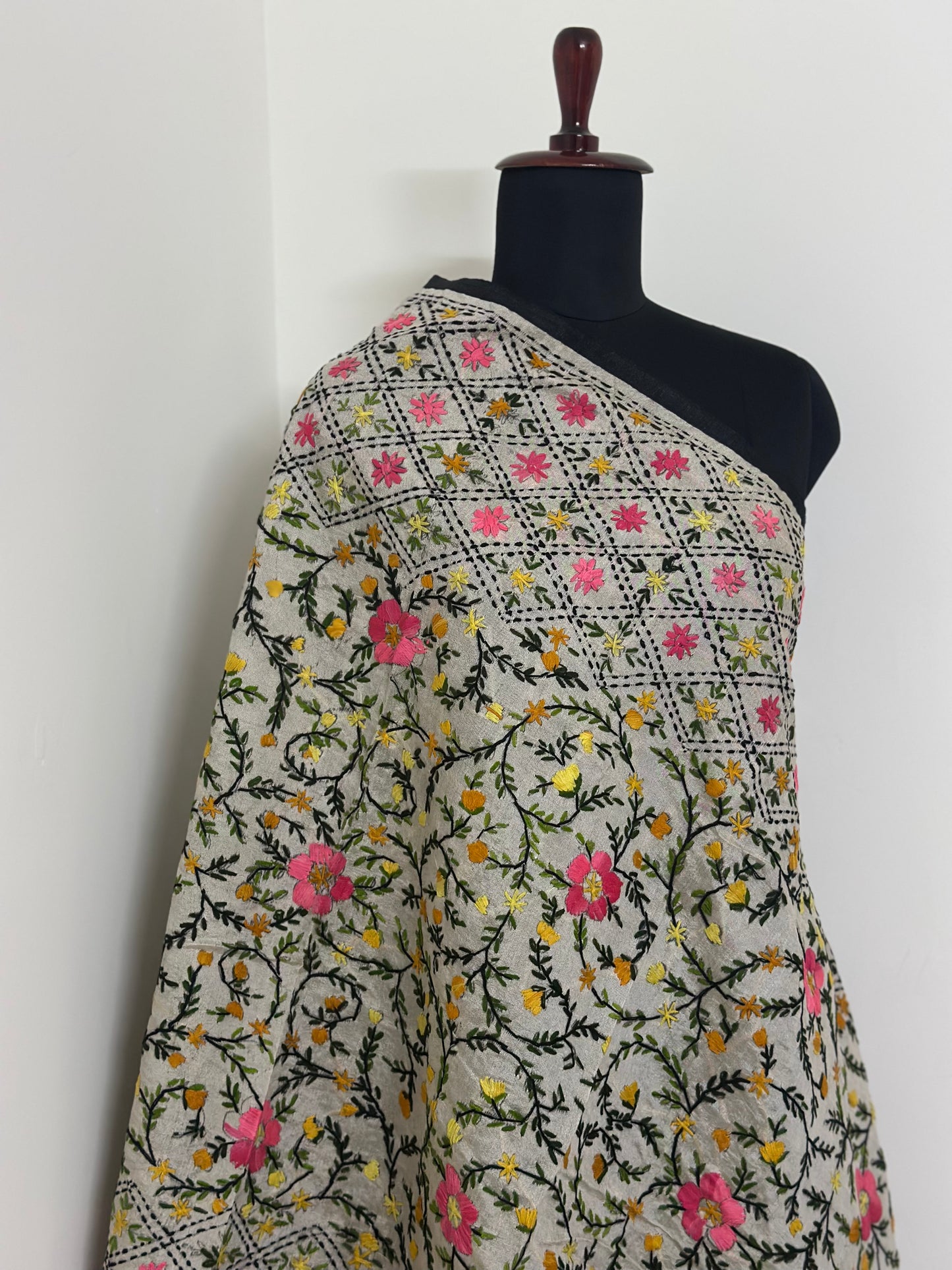 Handcrafted dupatta