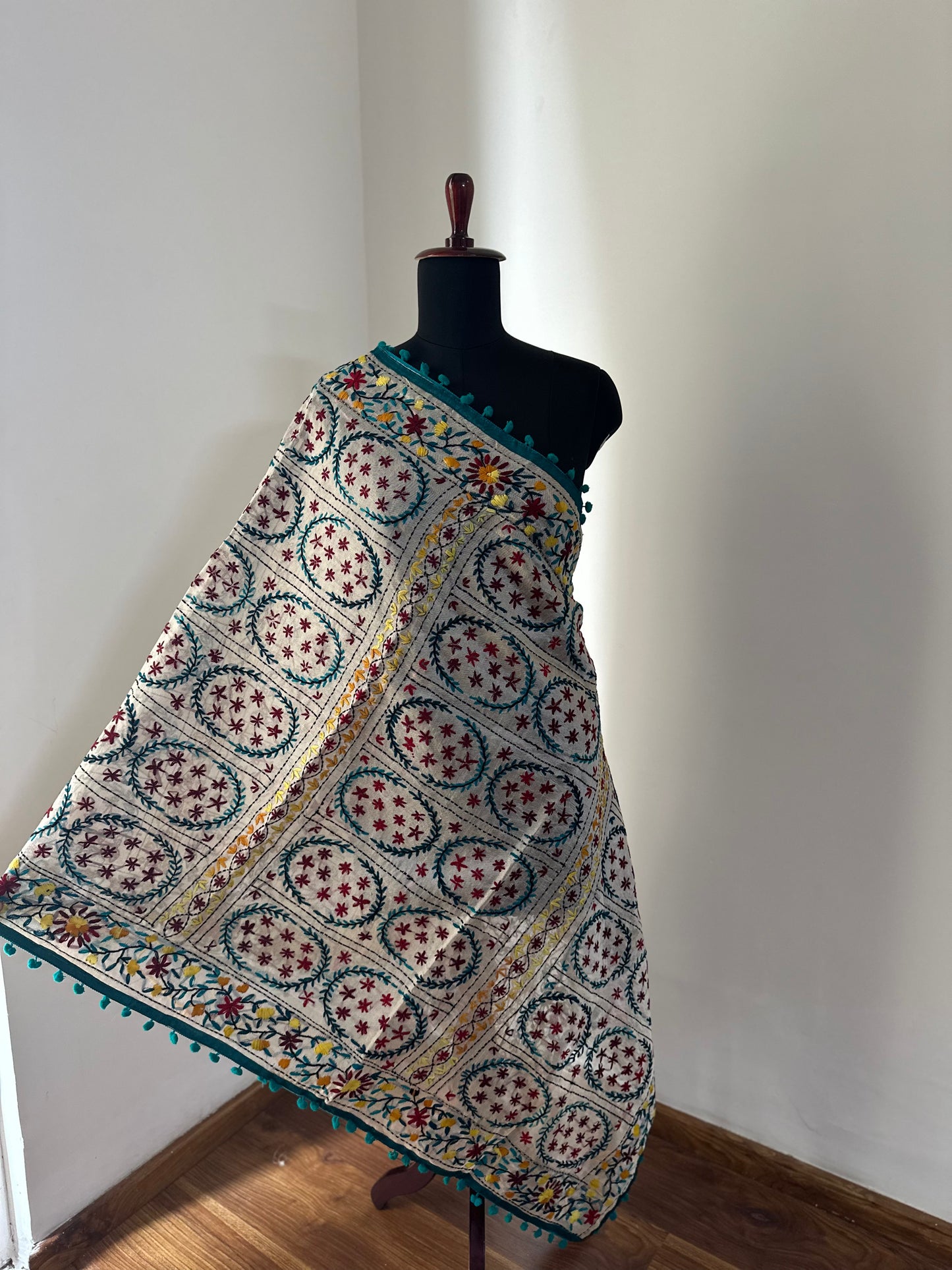 Handcrafted dupatta