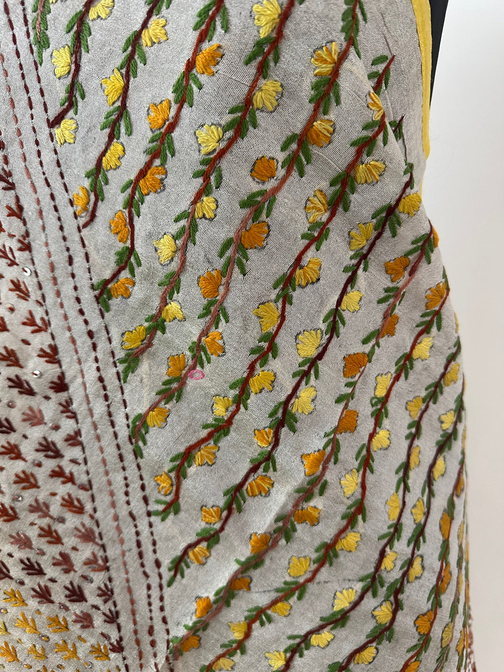 Handcrafted dupatta