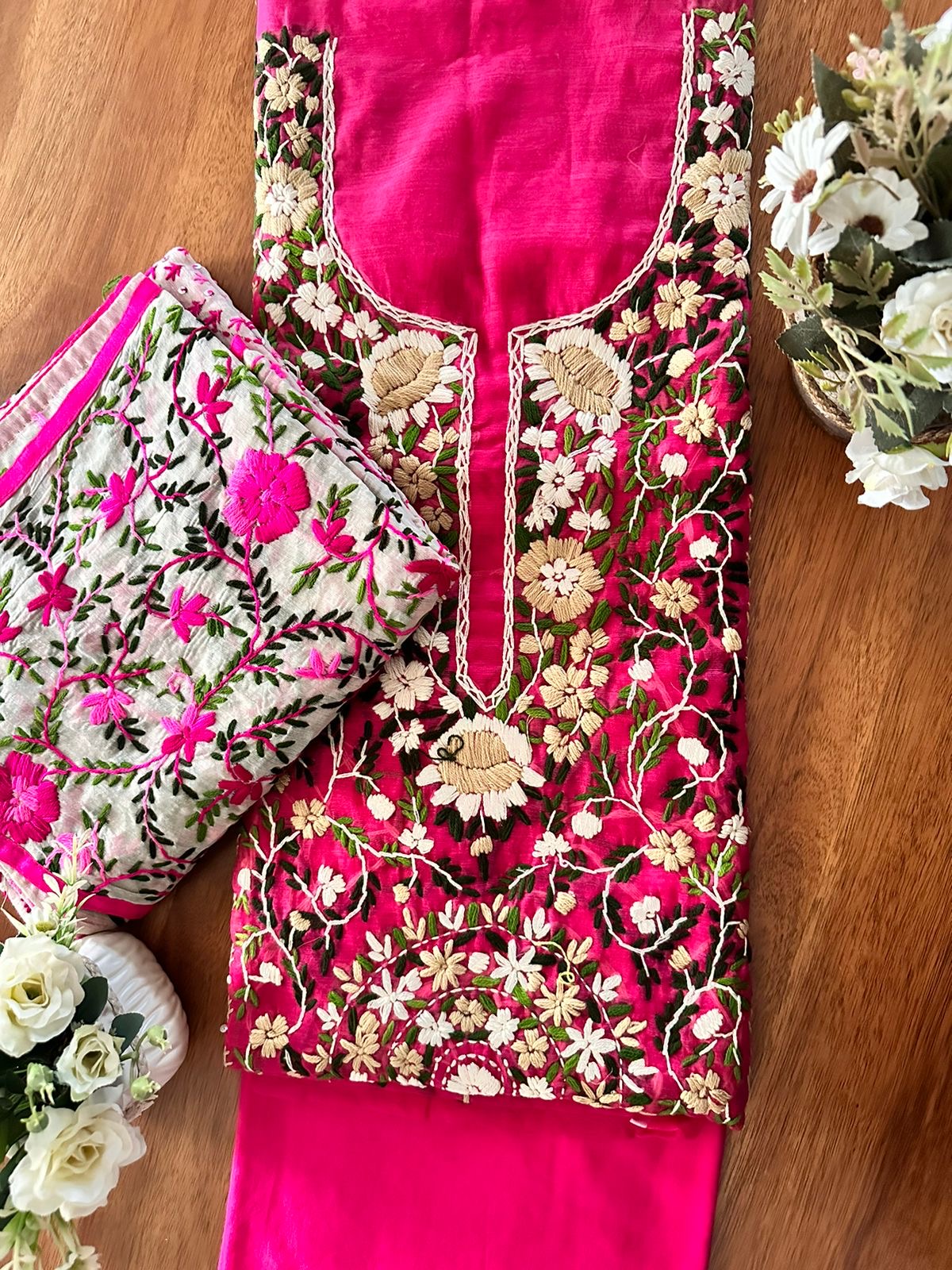 Handcrafted Suit Dupatta