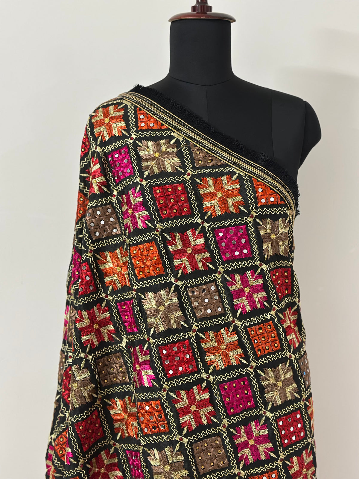 Pullkari Traditional Phulkari – Noor Phulkari