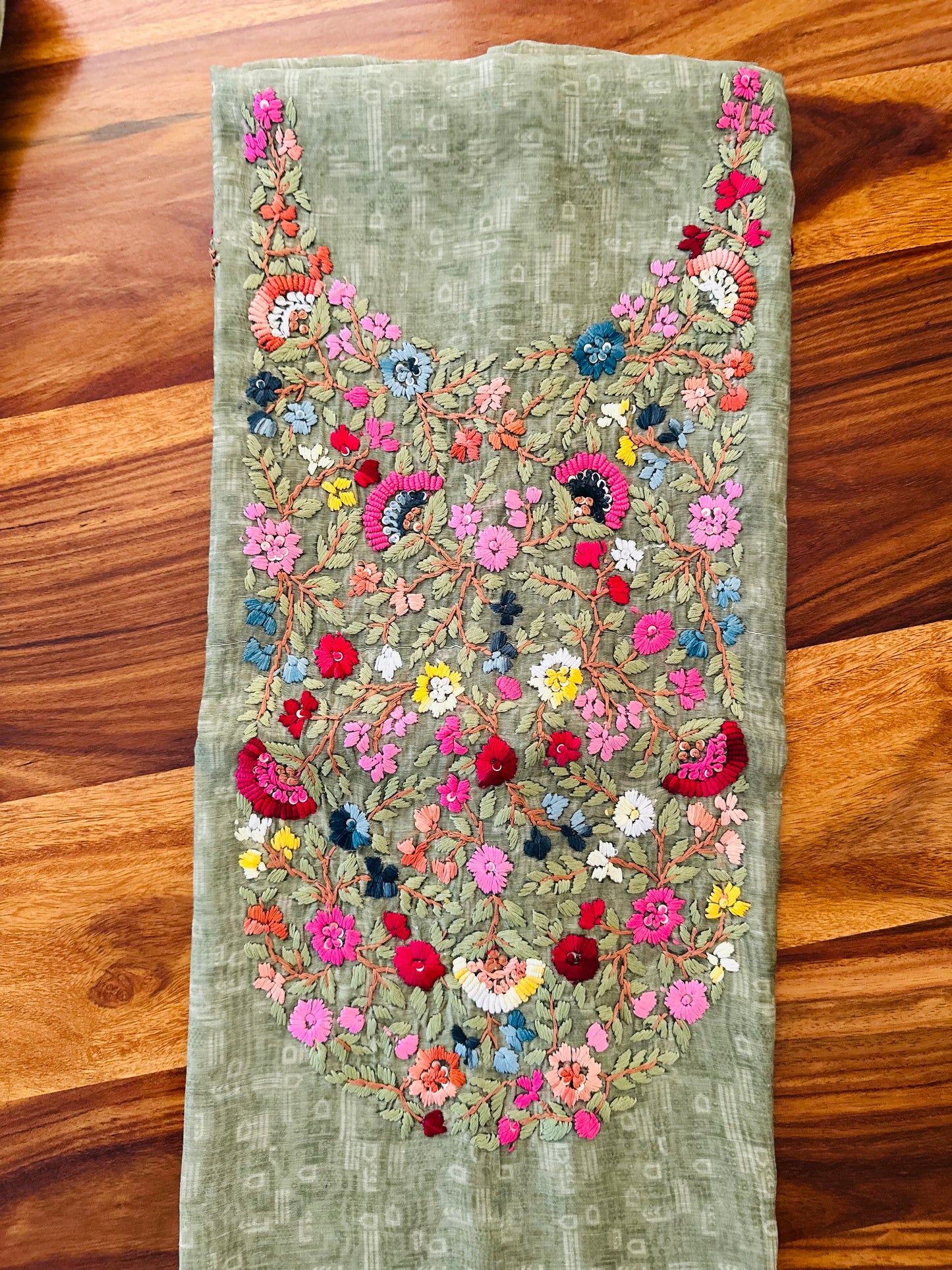 Handcrafted Suit dupattas