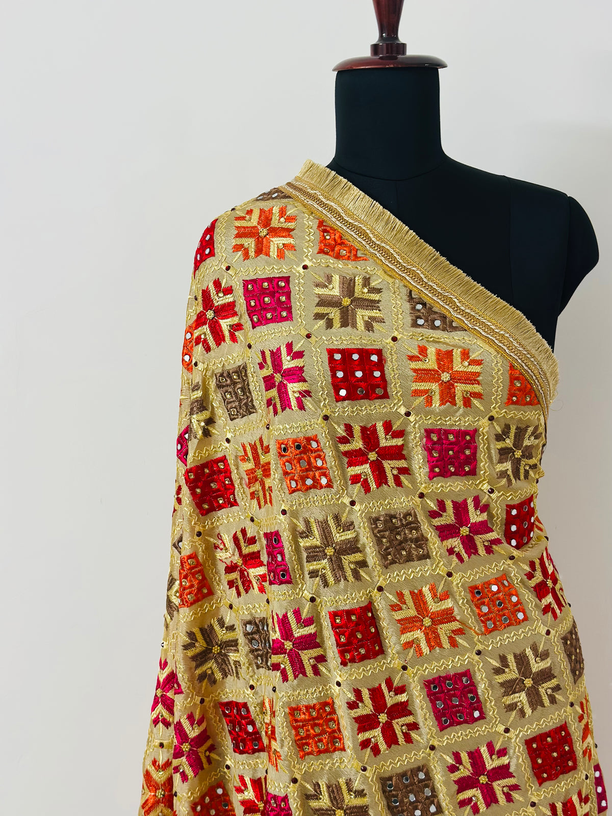 Pullkari Traditional Phulkari – Noor Phulkari