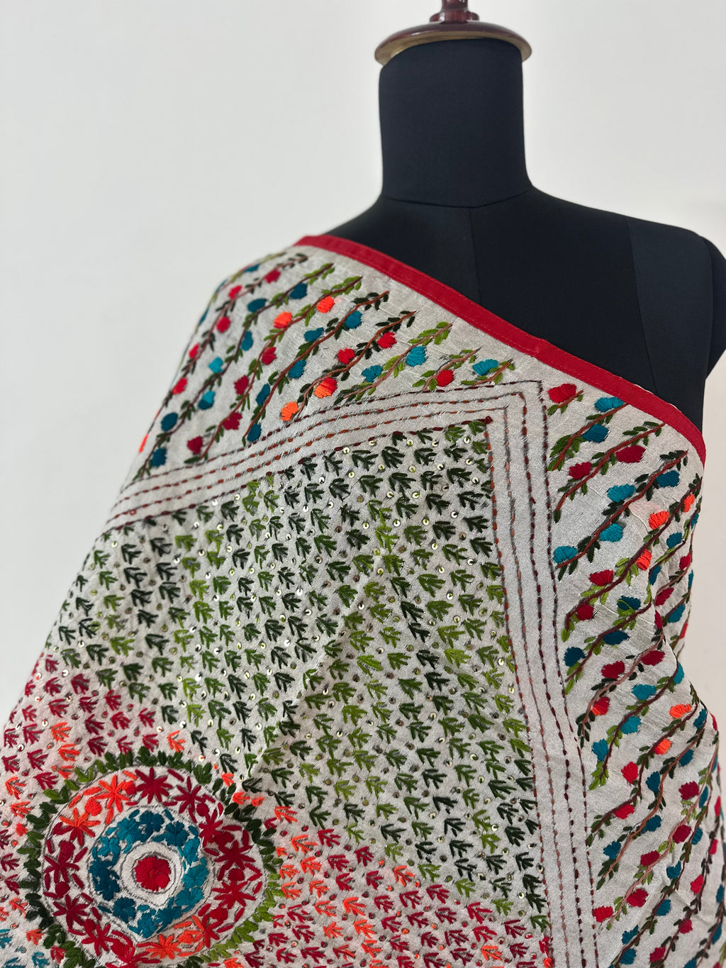 Handcrafted dupatta