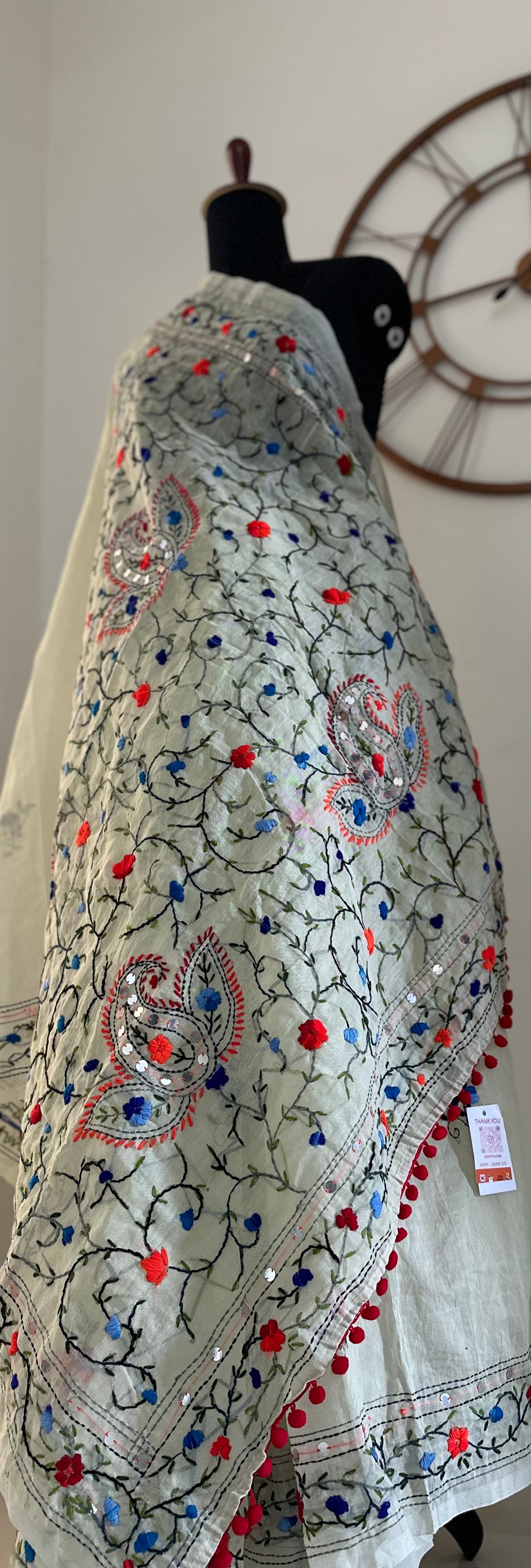 Handcrafted Elegance: Phulkari Cotton Saree