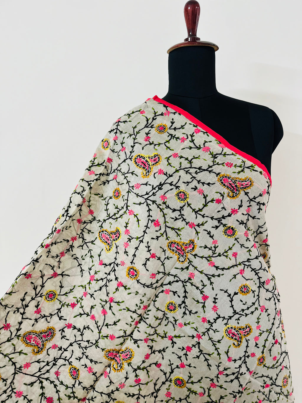 Handcrafted dupatta