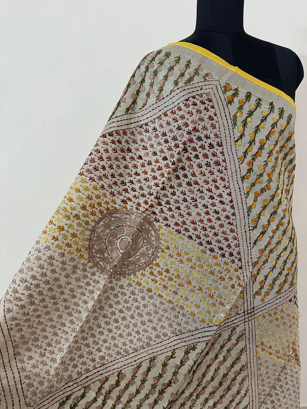 Handcrafted dupatta