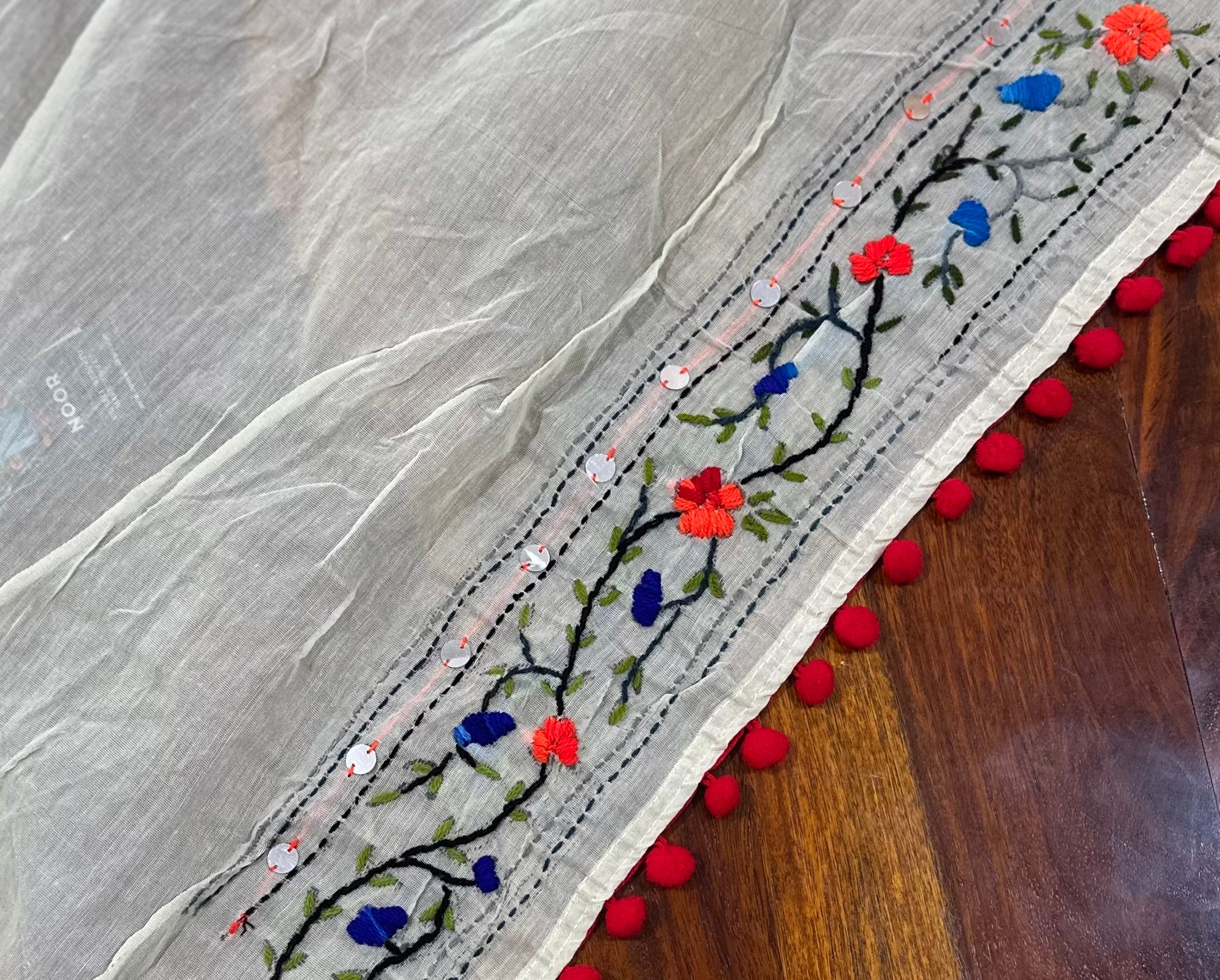 Handcrafted Elegance: Phulkari Cotton Saree