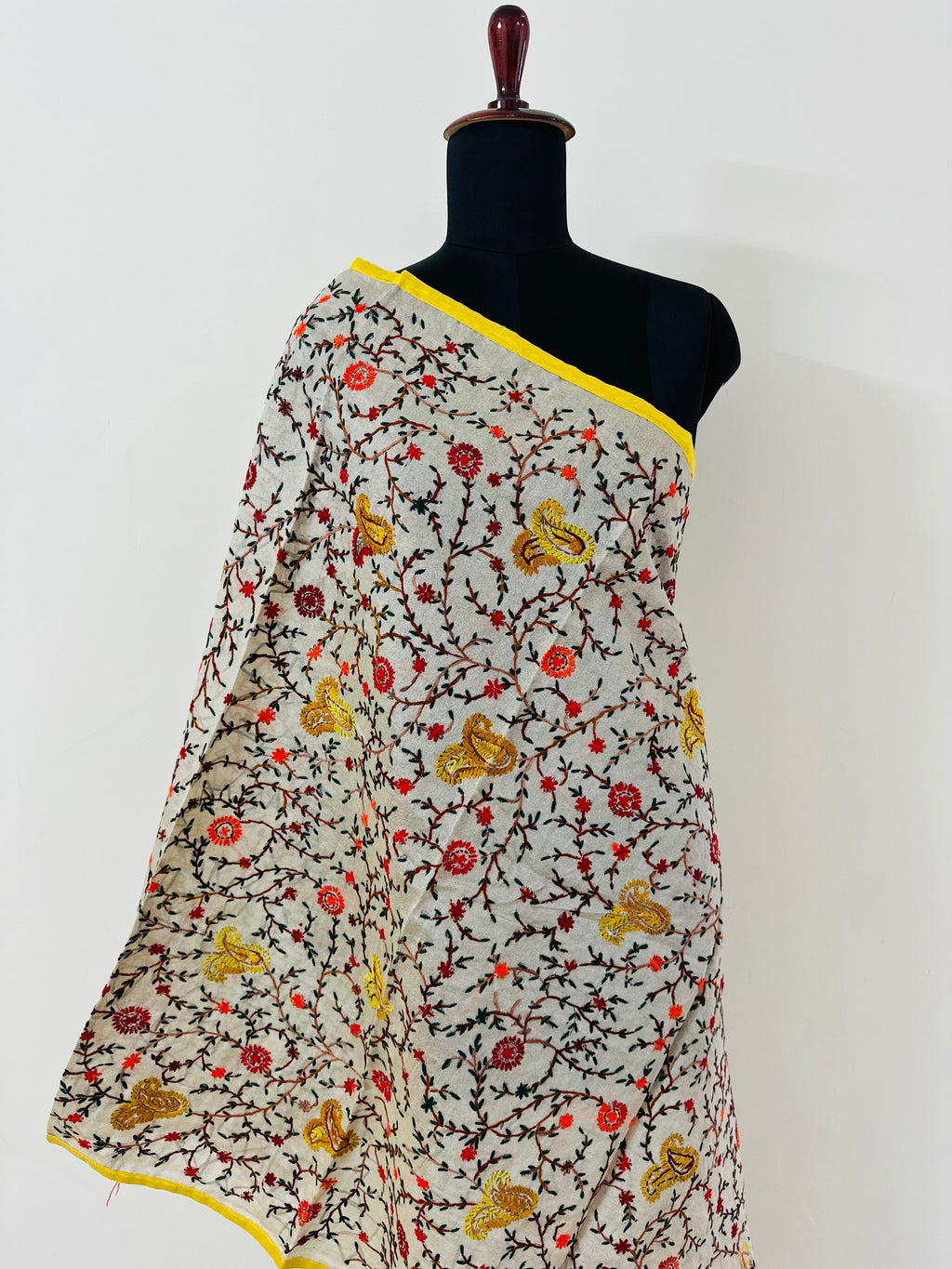 Handcrafted dupatta