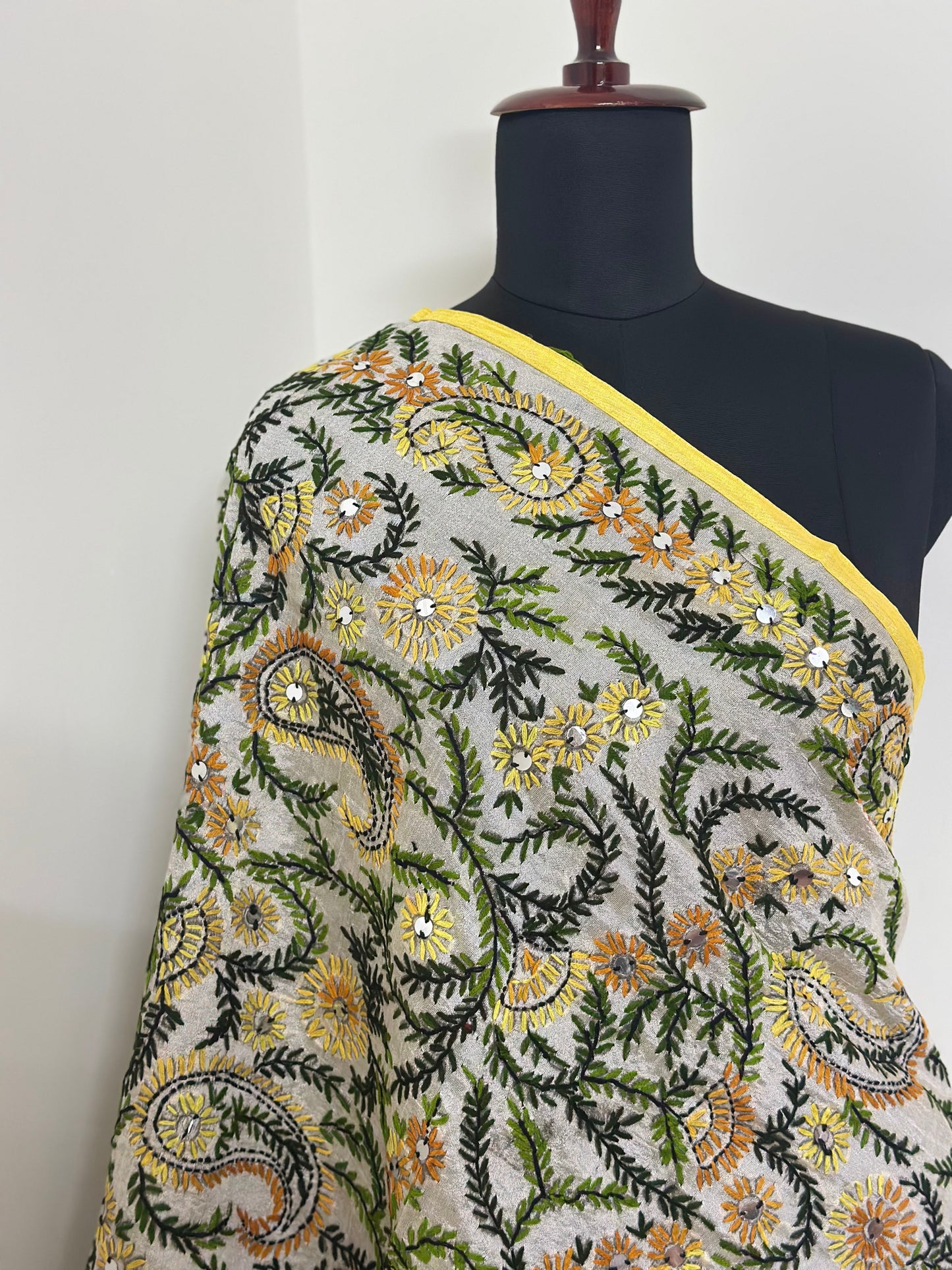 Handcrafted dupatta