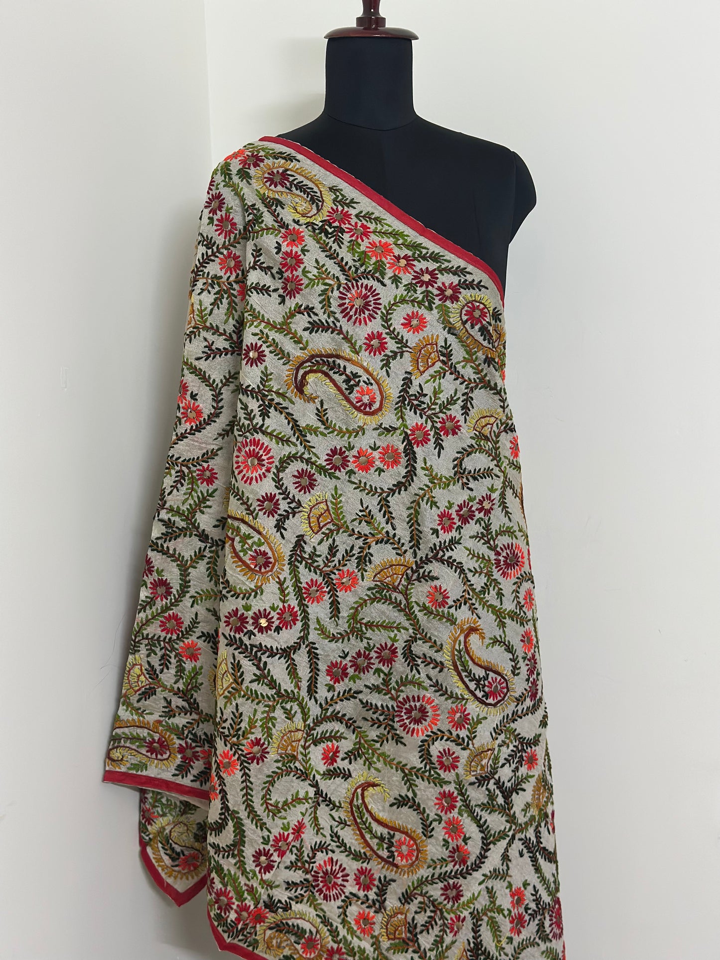 Handcrafted dupatta