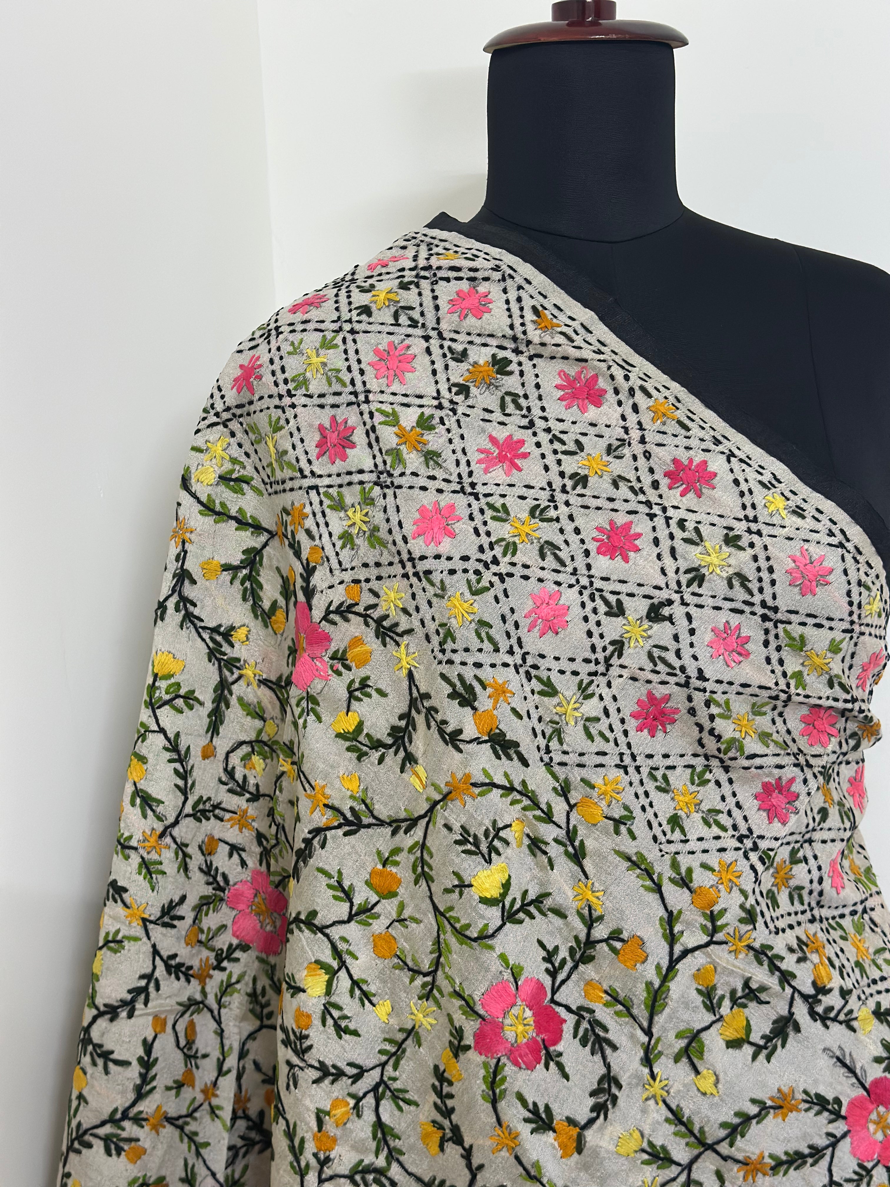 Handcrafted dupatta