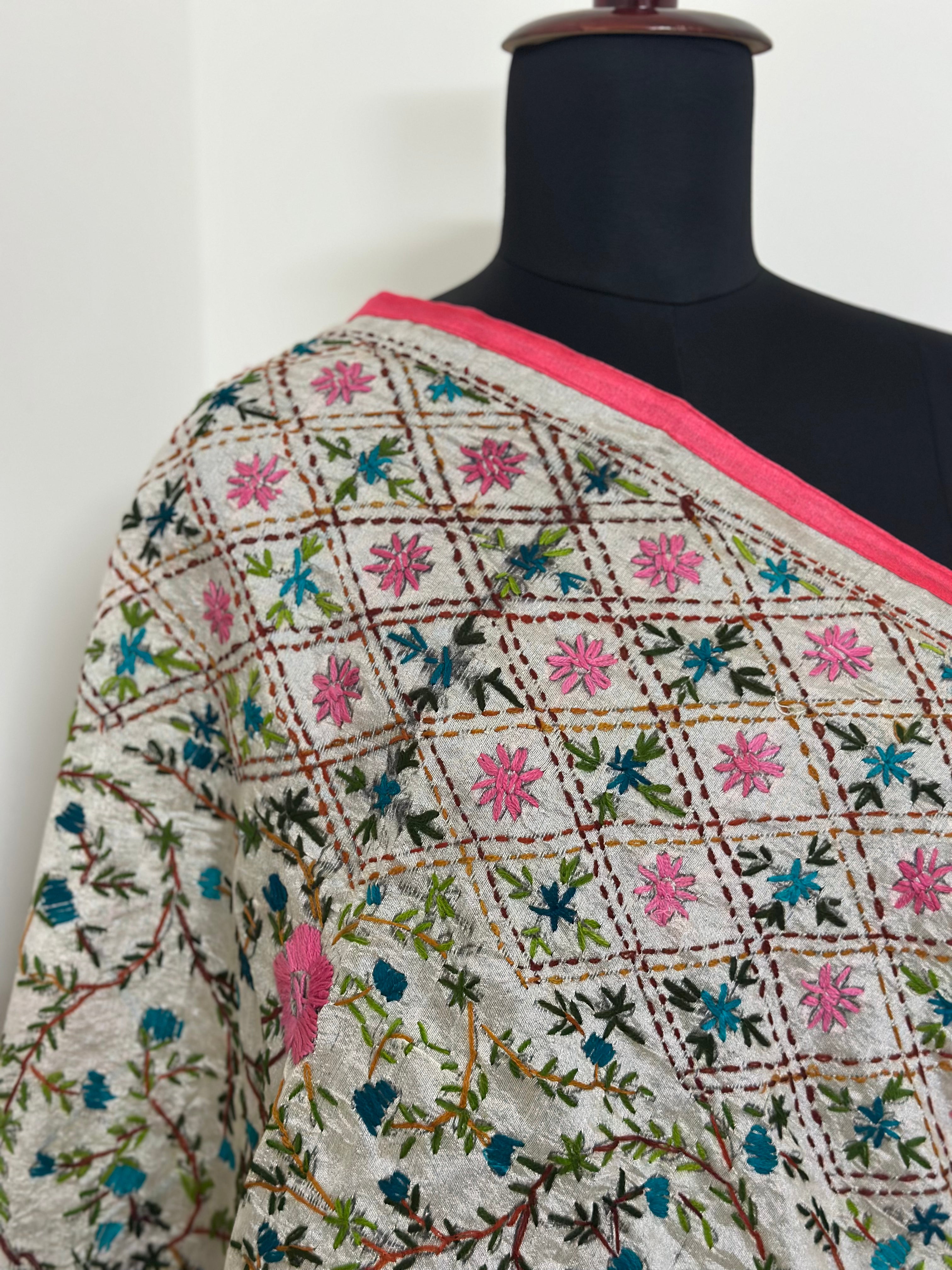 Handcrafted dupatta
