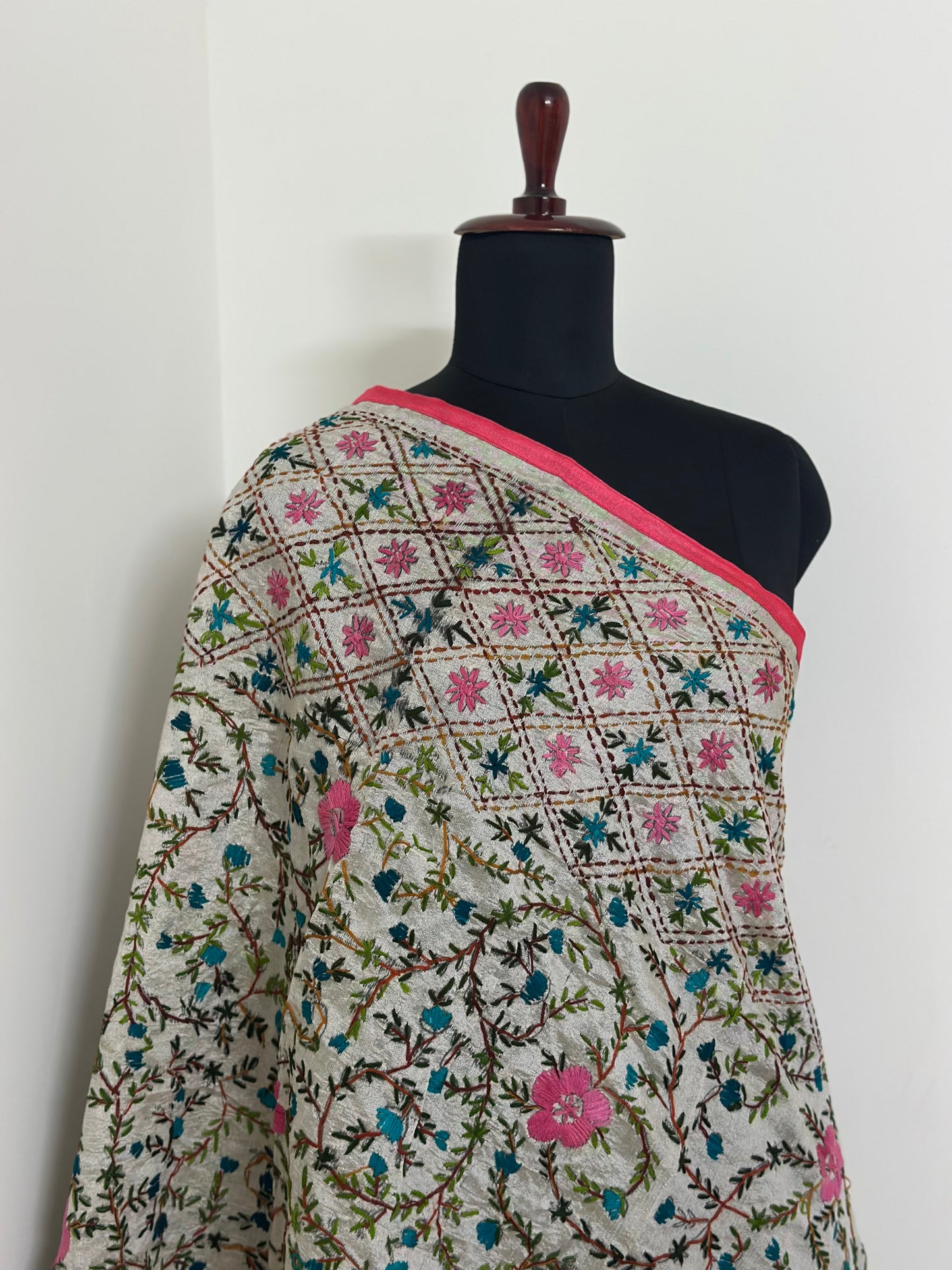 Handcrafted dupatta