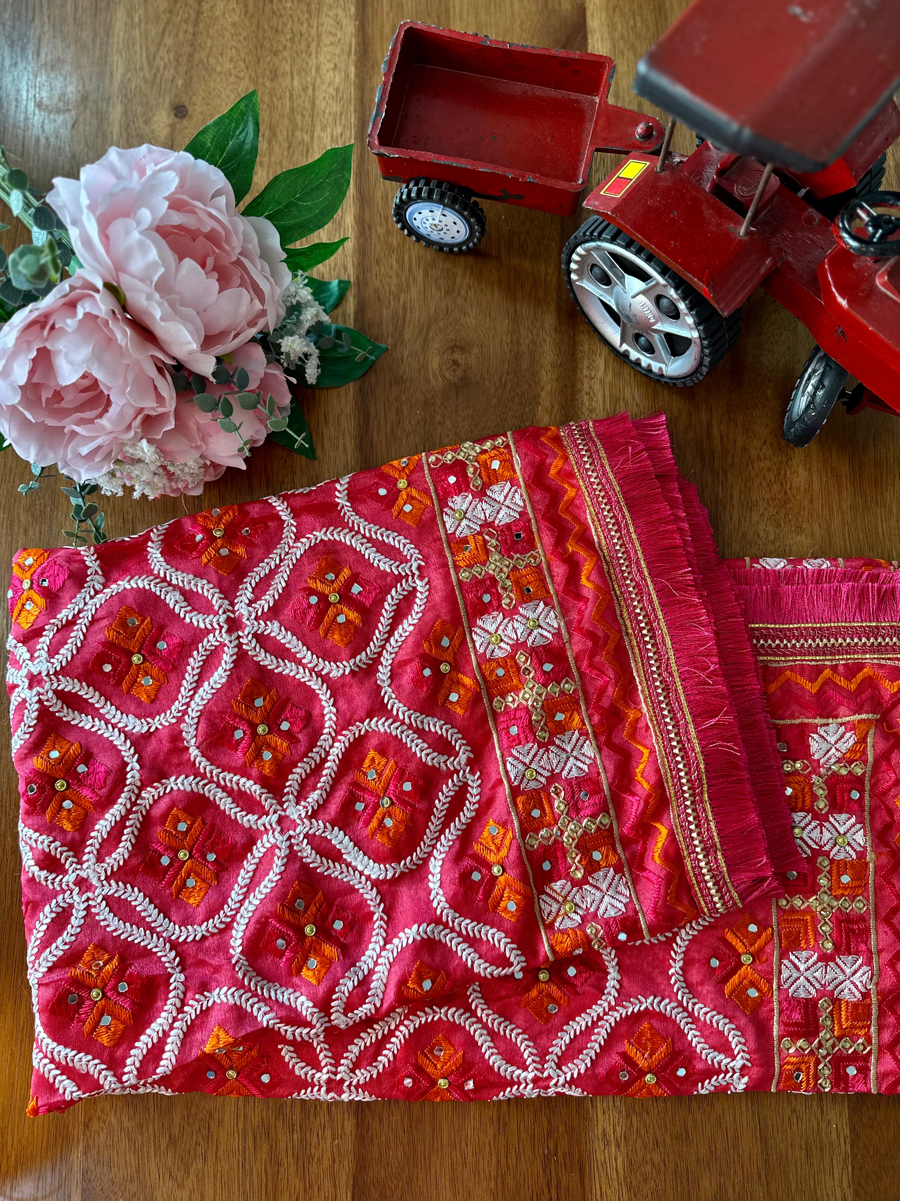 Pullkari Traditional Phulkari – Noor Phulkari