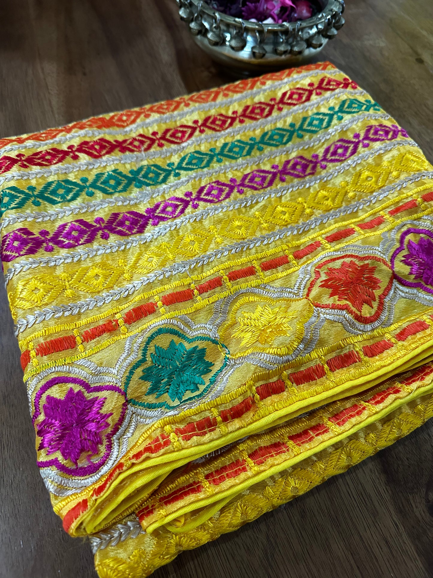 Classic Phulkari Dupatta without mirror work