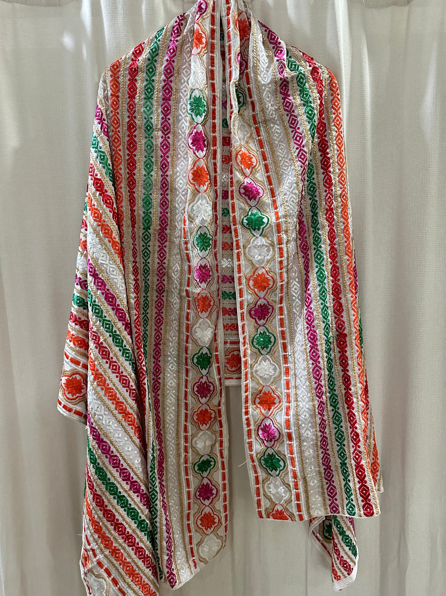 Classic Phulkari Dupatta without mirror work