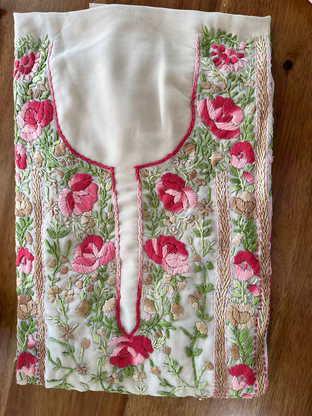 Cream Rose Motif Suit Set