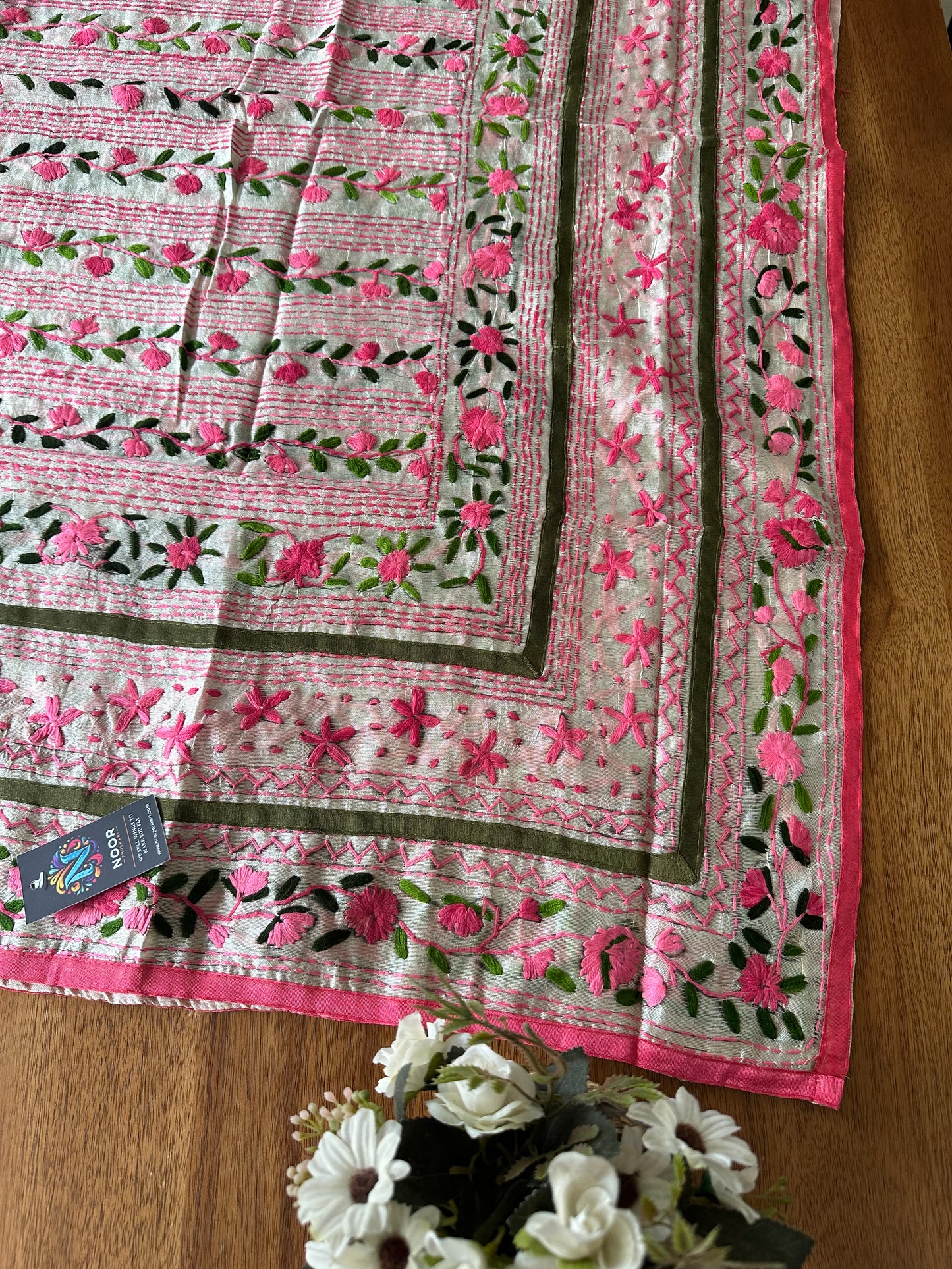 Handcrafted dupatta