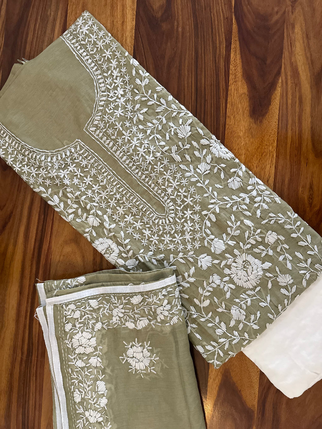 Handcrafted Suit dupattas