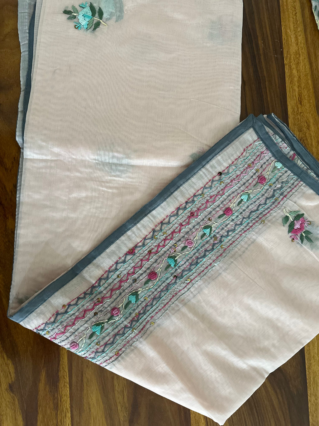 Handcrafted Suit dupattas